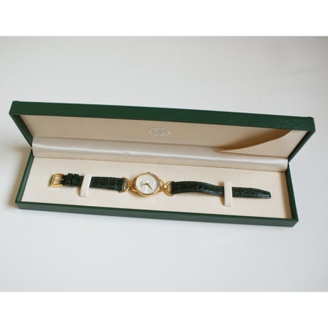 GUCCI グッチ クラッシックデザイン グリーンレザー 腕時計 BOX付き/ ヴィンテージウォッチ