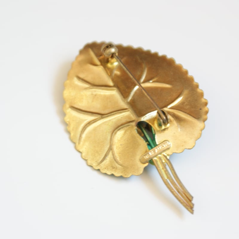 AUSTRIAオーストリア 製 スミレ リーフ ブローチ/ ヴィンテージ