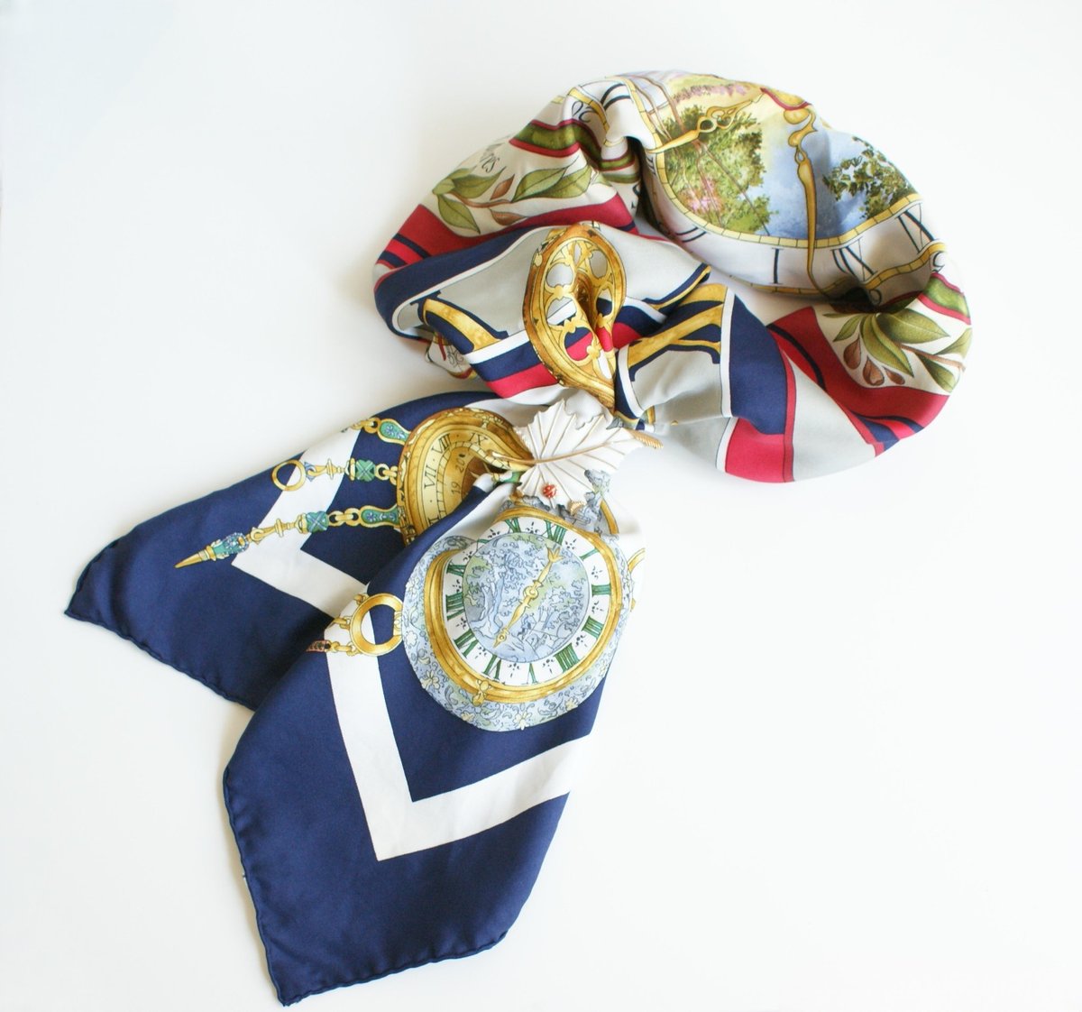 Special price【スペシャルプライス】HERMESエルメス 花の中で過ごす