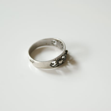 【ロシア買付】シルバー925 フラワー透かしリング指輪 / ヴィンテージジュエリー・アクセサリー