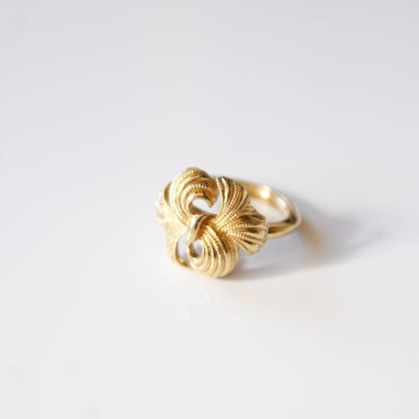 Special price【スペシャルプライス】AVONエイボン リボン ゴールド リング / ヴィンテージジュエリー・アクセサリー