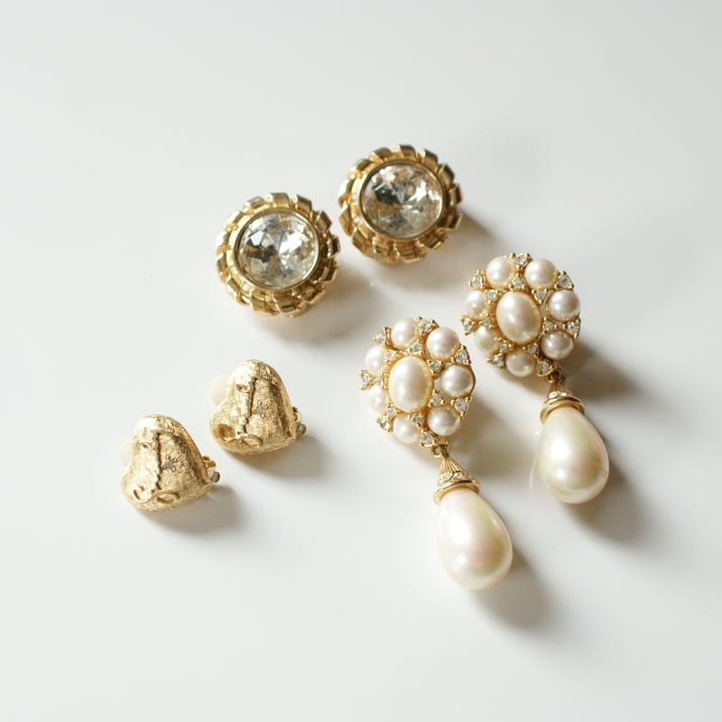 GIVENCHYジバンシィ ハート ラインストーン イヤリング / ヴィンテージ