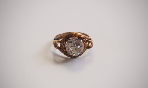 ヴィンテージアクセサリー・コスチュームジュエリー ショップ Attireine