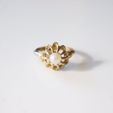 Special price【スペシャルプライス】AVONエイボン フラワー パール リング / ヴィンテージジュエリー・アクセサリー