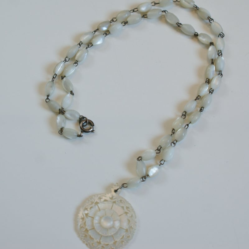 ベツレヘムパール 白蝶貝 シェル 透かし フラワー ネックレス