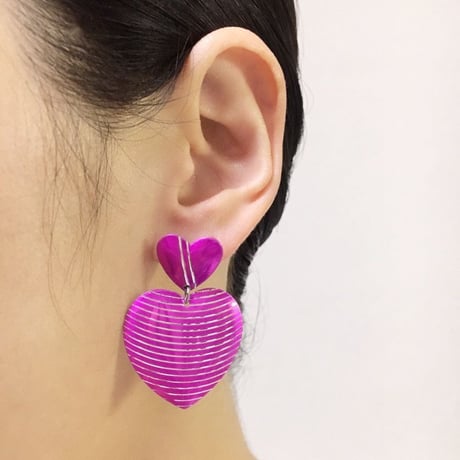 Special price【スペシャル プライス】フューシャピンク ストライプ ハート ピアス / ヴィンテージアクセサリー