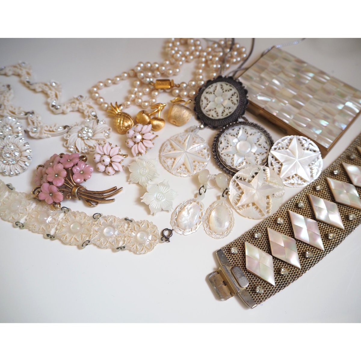 マザーオブパールのバギエ　ドールパニエにも　フランスアンティーク　白蝶貝　かご マザーオブパールのバギエ ドールパニエにも フランスアンティーク 白