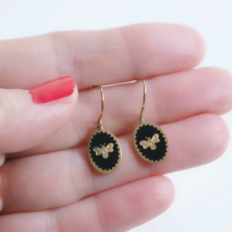 フランス買付】Special price【スペシャルプライス】蜂 ミニ ピアス