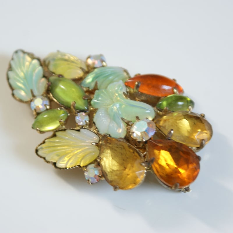 イギリス買付】チェコガラス フラワー ブローチ / ヴィンテージ