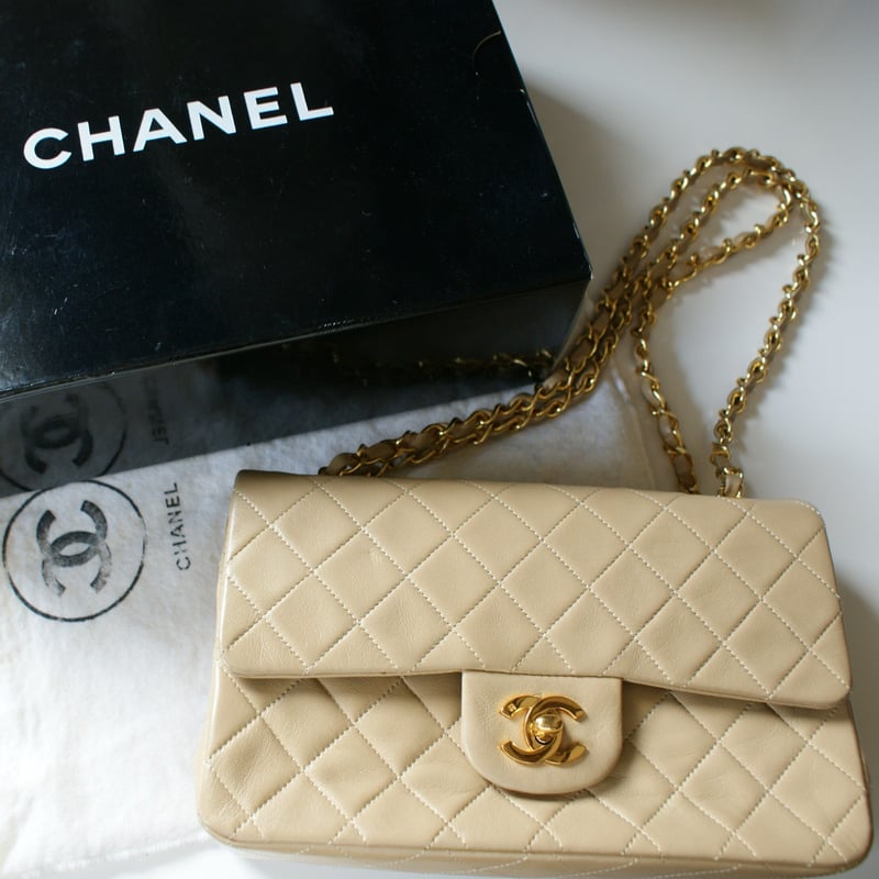 CHANELシャネル マトラッセベージュ 23 ダブルフラップ 箱BOX付 CHANELシャネル マトラッセベージュ 23 ダブルフラップ 箱BOX付