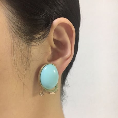 Special price【スペシャル プライス】TRIFARIクラウントリファリ オーバル パステル ターコイズ ブルー ルーサイト イヤリング / ヴィンテージ・コスチュームジュエリー