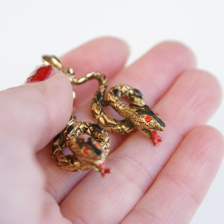 ART エナメル スネーク レッドアイズ イヤリング/ ヴィンテージ・コスチュームジュエリー
