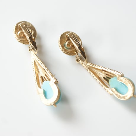 AVONエイボン ターコイズブルー イヤリング / ヴィンテージアクセサリー・コスチュームジュエリー