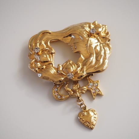 ヴィンテージアクセサリー・コスチュームジュエリー ショップ Attireine