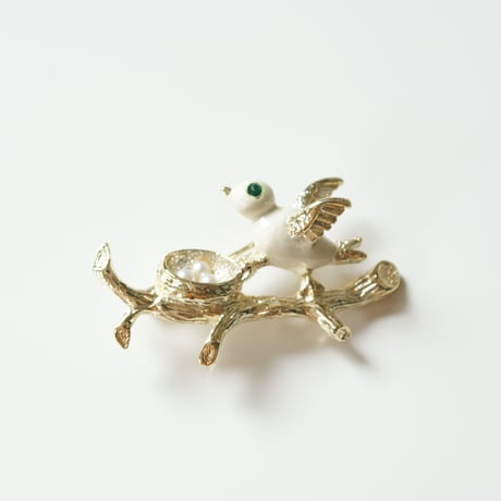 GERRY'S ホワイトエナメル 小鳥 エッグ ブローチ / ヴィンテージアクセサリー
