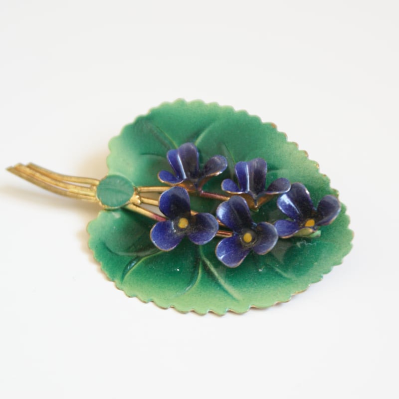 AUSTRIAオーストリア 製 スミレ リーフ ブローチ/ ヴィンテージ