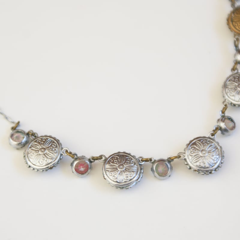 アンティーク　ヴィンテージ　アイリス　ガラス　ネックレス アイリスガラス ネックレス/ ヴィンテージ・アンティーク