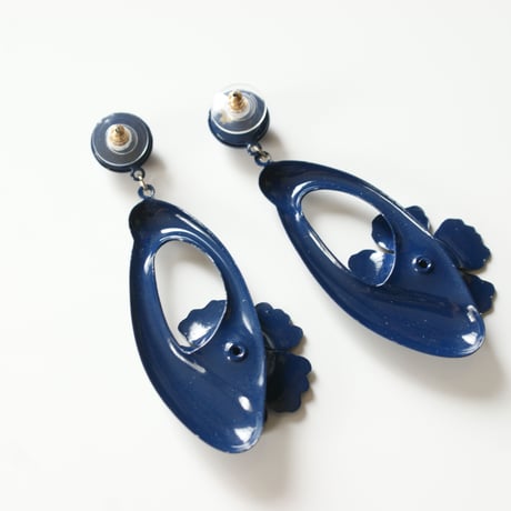 Special price【スペシャル プライス】ネイビーブルー エナメル フラワー ピアス / ヴィンテージジュエリー・アクセサリー