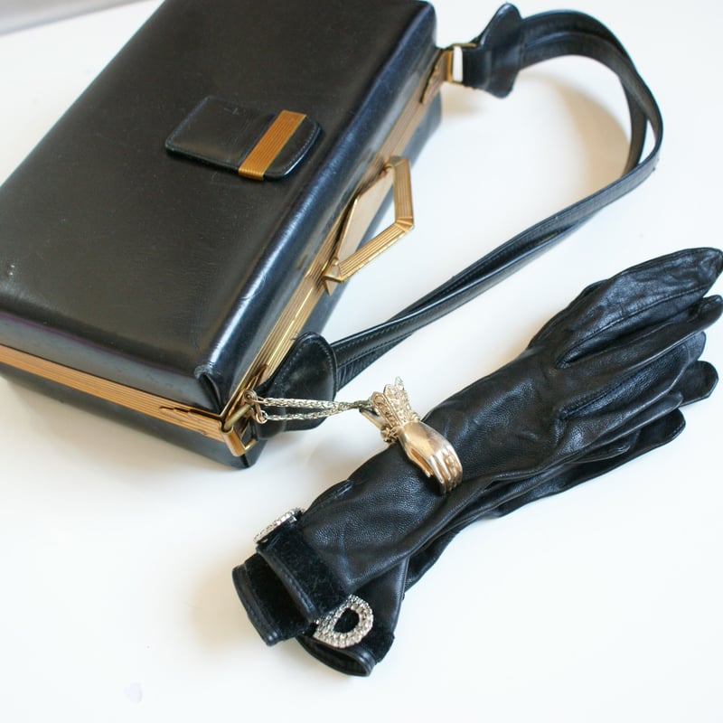 やもぬページ　ヴィンテージ　レフトン　ハンドモチーフ　リングホルダー やもぬページ ヴィンテージ レフトン ハンドモチーフ リング