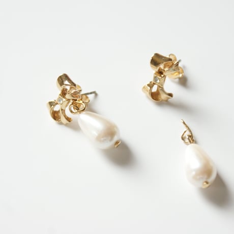 Special price【スペシャル プライス】AVONエイボン 2WAYドロップパール リボンピアス  箱BOX付き/ ヴィンテージジュエリー・アクセサリー