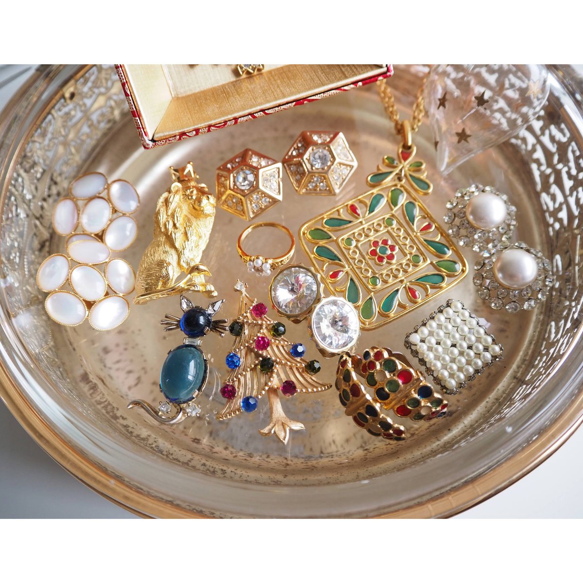 TRIFARIクラウントリファリ ライオン 王冠 ブローチ/ ヴィンテージ