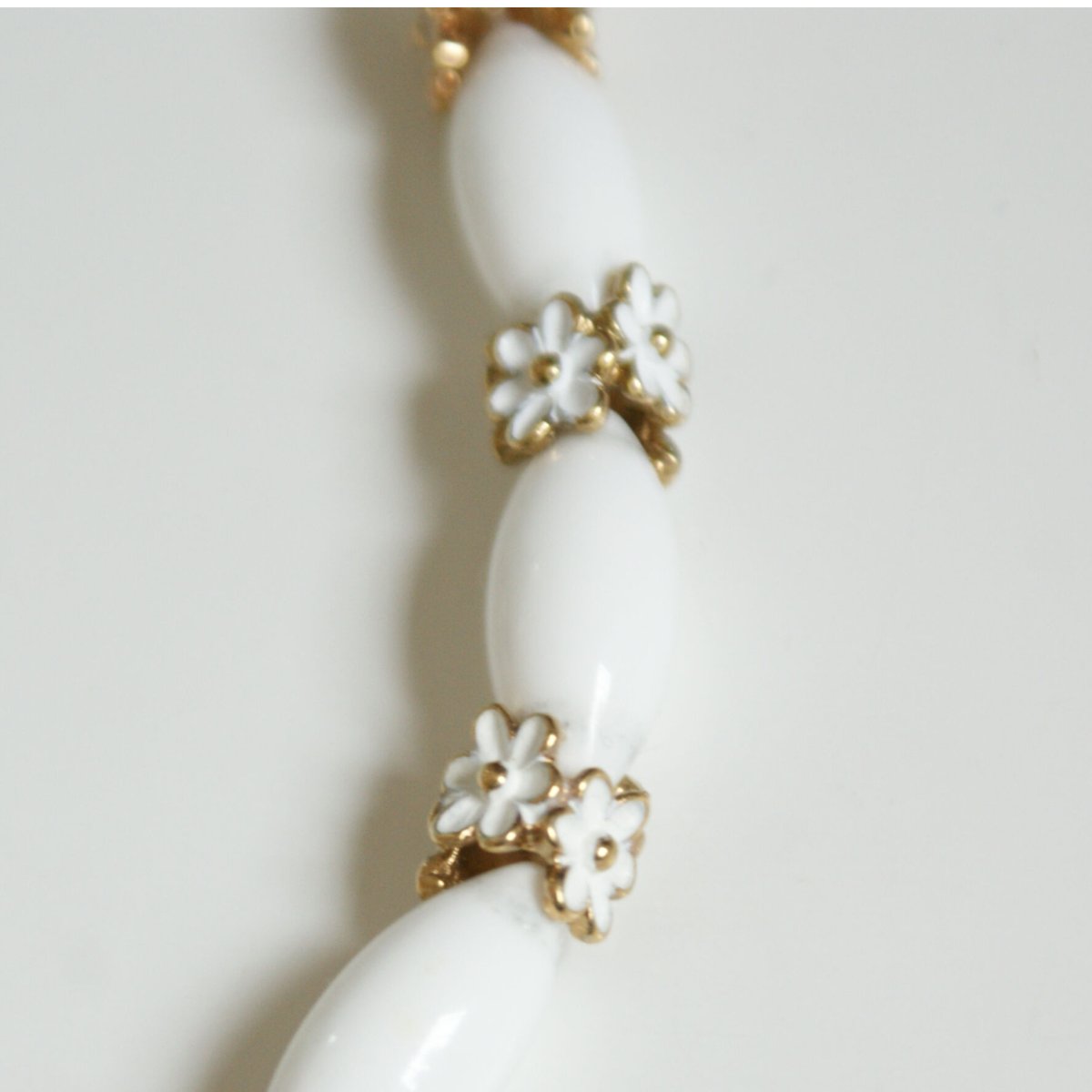 希少 トリファリ ブローチ ミルクガラス エナメル ヴィンテージ 希少