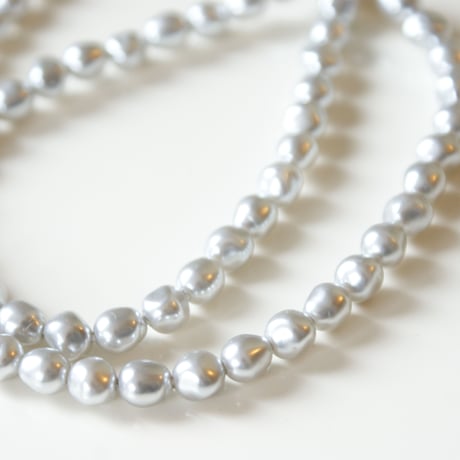 AVONエイボン ライトグレー バロック パール ネックレス / ヴィンテージアクセサリー