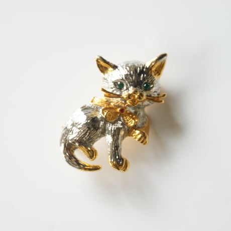 Special price【スペシャル プライス】猫 キャット シルバー ゴールド コンビ ブローチ / ヴィンテージ・コスチュームジュエリー