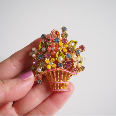 【お取り置き品】ART ピンクエナメル フラワーバスケット ブローチ/ ヴィンテージ・コスチュームジュエリー