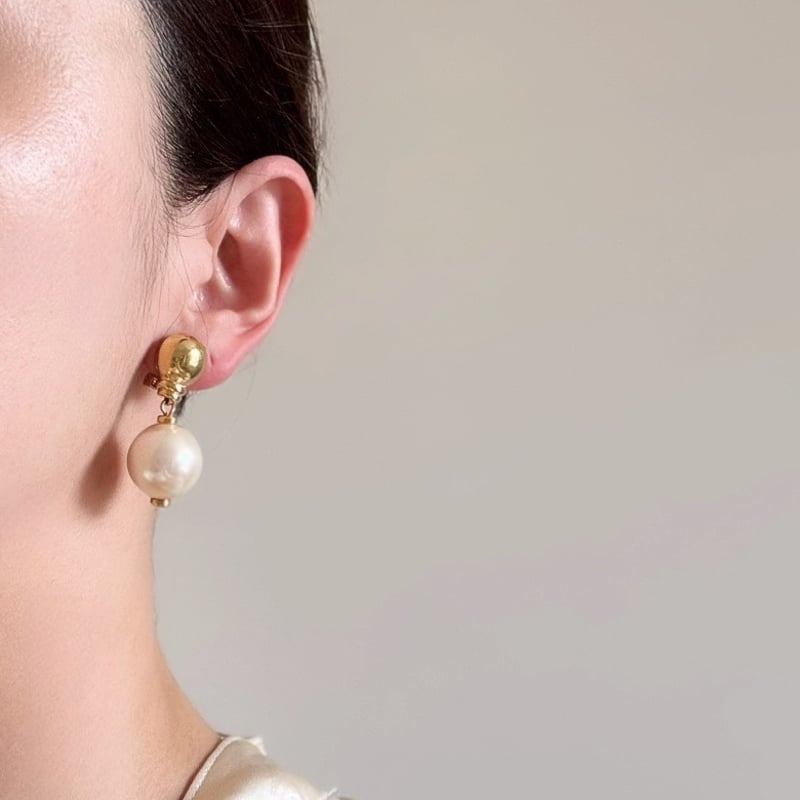 Christian Diorクリスチャン・ディオール パール イヤリング Christian Diorクリスチャン・ディオール パール イヤリング