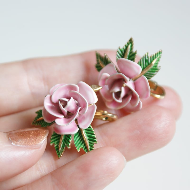 トリファリ trifari ローズ 薔薇 ブローチ ピンク