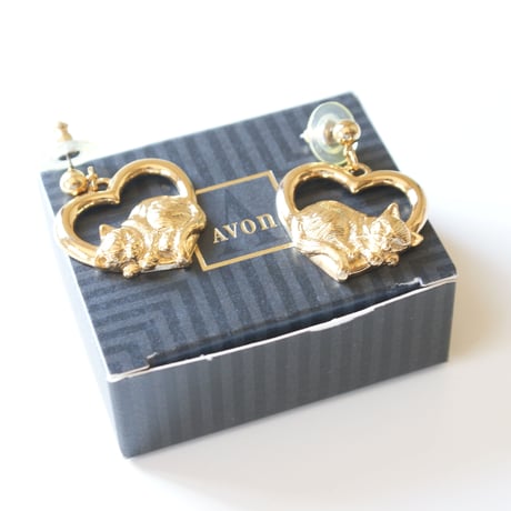 Christmas Special price【スペシャル プライス】AVONエイボン 猫 キャット ハート ピアス 箱BOX付き / ヴィンテージ・アクセサリー