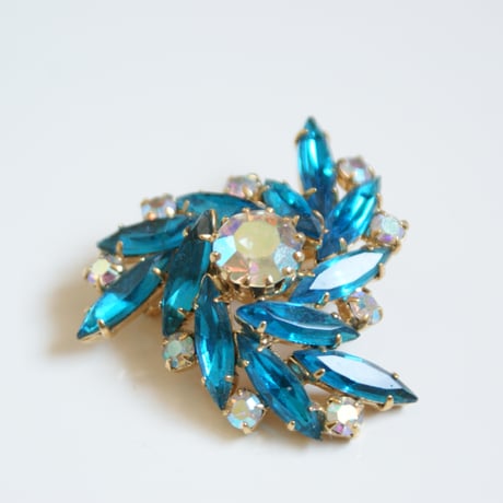 CATEGORY Brooch | ヴィンテージアクセサリー・コスチューム CATEGORY Brooch | ヴィンテージアクセサリー・コスチューム