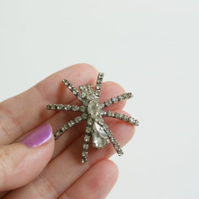 イギリス買付 】スパイダー 蜘蛛 ラインストーン ブローチ