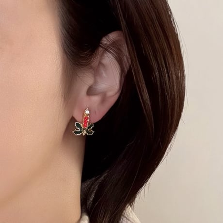 AVONエイボン ヒイラギ キャンドル ピアス/ ヴィンテージジュエリー・アクセサリー