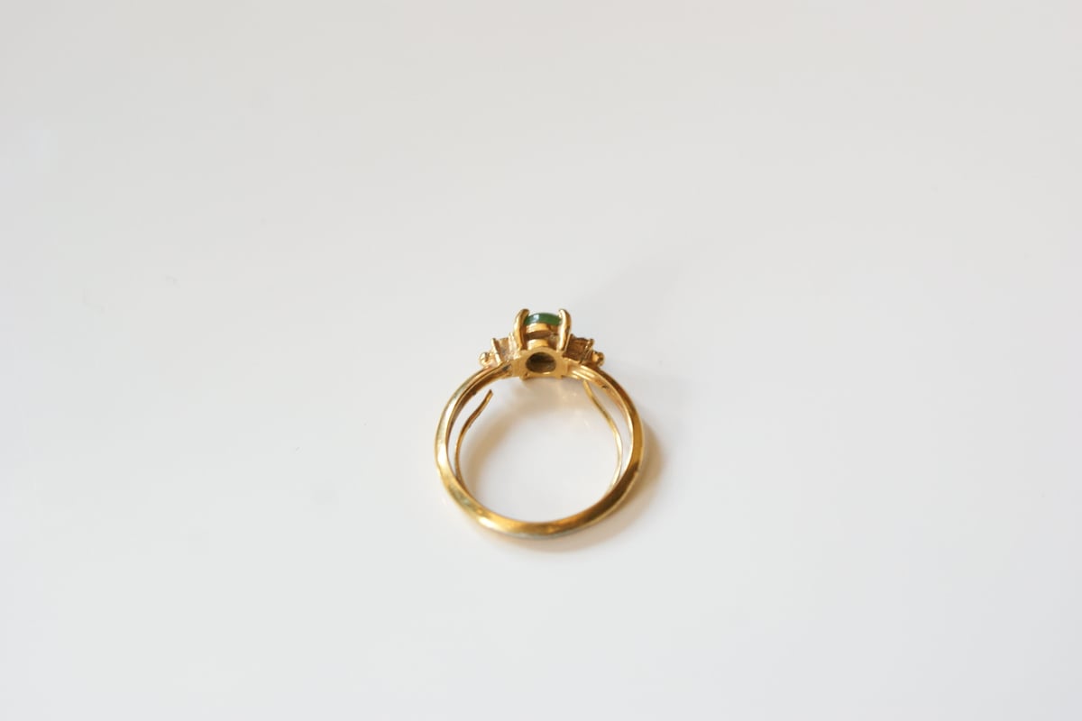 AVON ヴィンテージ リング エメラルドグリーンストーン 14号 AVON ヴィンテージ リング エメラルドグリーンストーン 14号 AVON