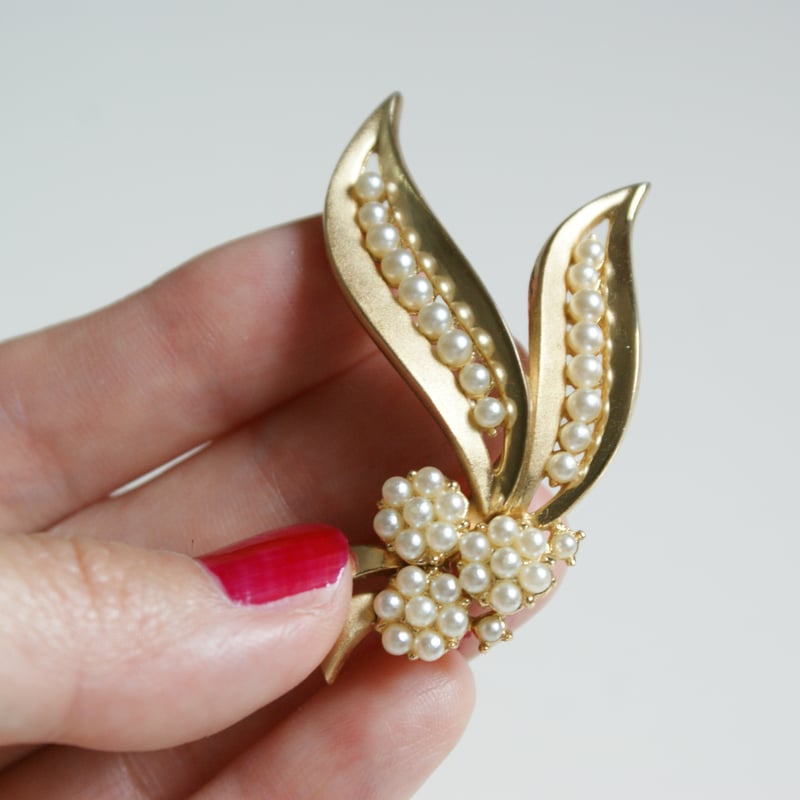 TRIFARIトリファリ パールフラワー ブローチ / ヴィンテージ