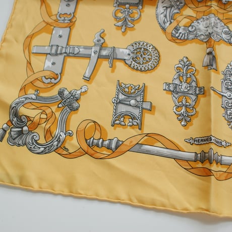 HERMESエルメス プチカレ 40 イエロー フェロネリ FERRONNERIE シルクスカーフ / ヴィンテージファッション