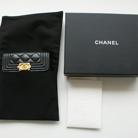 CHANEL シャネル キャビアスキン ココマーク ボーイシャネル ３つ折りウォレット財布