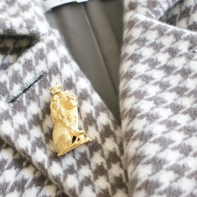 TRIFARIクラウントリファリ ライオン 王冠 ブローチ/ ヴィンテージ