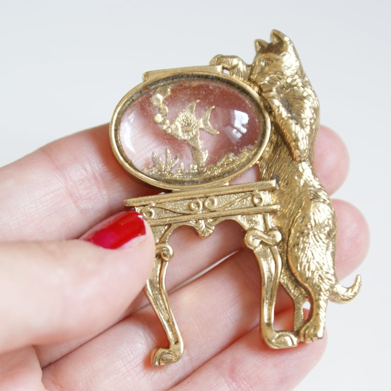 ★ピンク＆赤系猫・チェコガラスブローチ★ヴィンテージ・猫・アンティーク ☆ピンク＆赤系猫・チェコガラスブローチ☆ヴィンテージ・猫