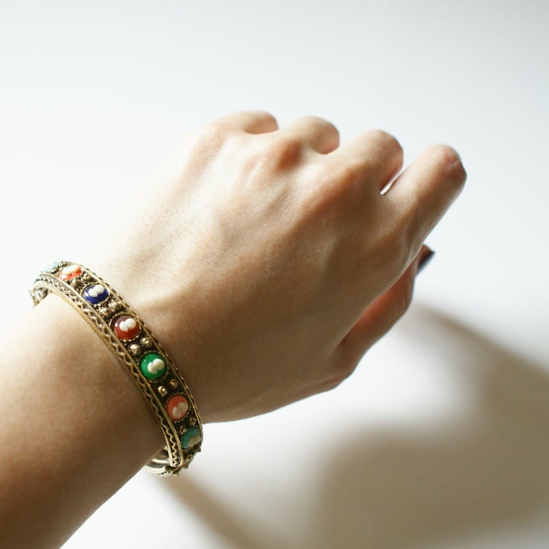 ⭐️ ☆匿名☆ハイジュエリー風　カエルのバングル　コスチュームジュエリー イベント ファッション 匿名☆ ハイジュエリー風 カエルの