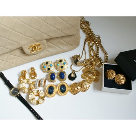 GUCCI グッチ シェリーライン ブラック レザー 腕時計/ ヴィンテージウォッチ