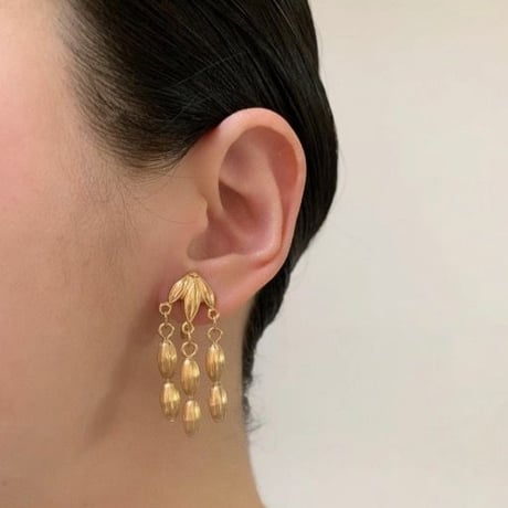 Special price【スペシャル プライス】NAPIERネイピア 3連ゴールド リーフ イヤリング / ヴィンテージ・コスチュームジュエリー