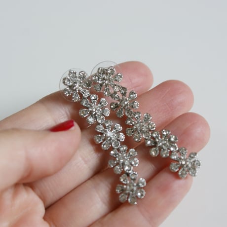 ミニフラワー ラインストーン ピアス / ヴィンテージジュエリー・アクセサリー