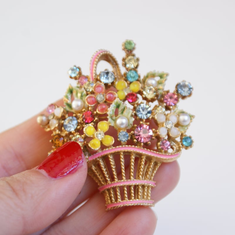 ART ピンクエナメル フラワーバスケット ブローチ/ ヴィンテージ