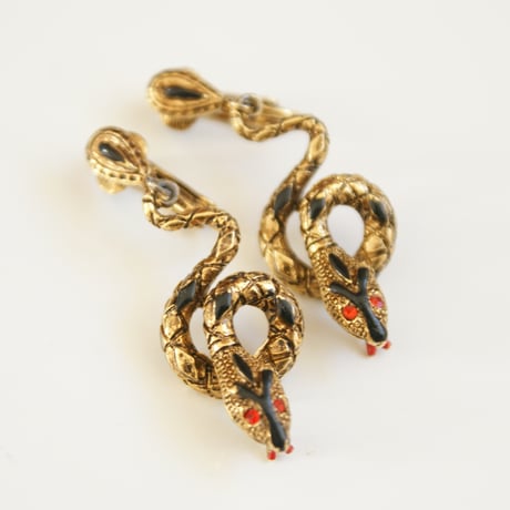ART エナメル スネーク レッドアイズ イヤリング/ ヴィンテージ・コスチュームジュエリー