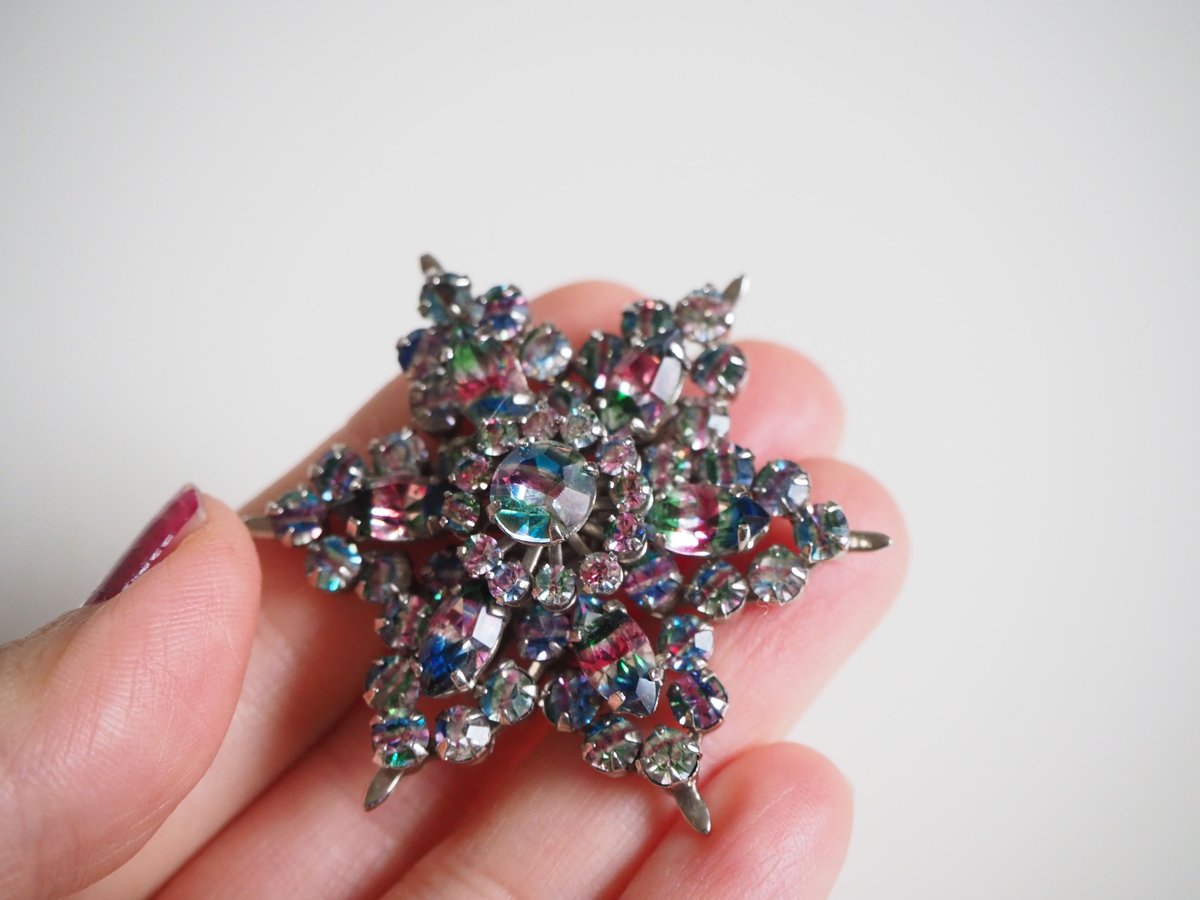 イギリス買付】 アイリスガラス 雪の結晶 ブローチ/ ヴィンテージ  