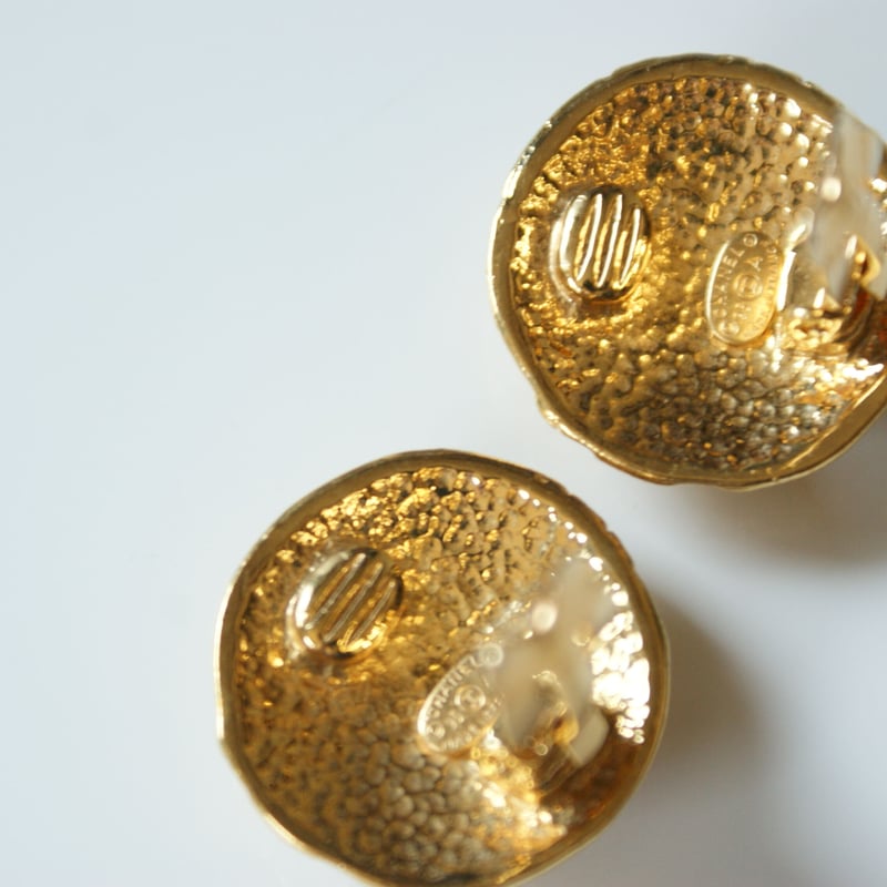 CHANELシャネル ゴールド ココマーク サークル イヤリング 箱BOX CHANELシャネル ゴールド ココマーク サークル イヤリング 箱BOX