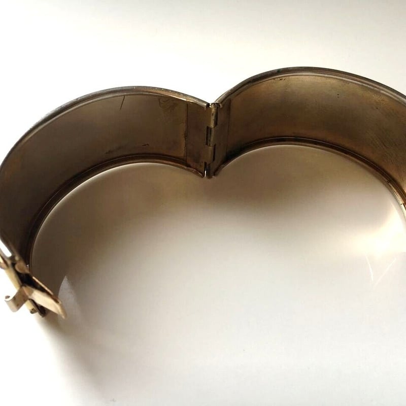 白蝶貝シェル / バングル ブレスレット / ヴィンテージ・コスチューム